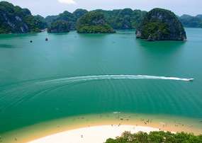 Du lịch Quảng Ninh tham gia lễ hội đầu năm 2 ngày 1 đêm